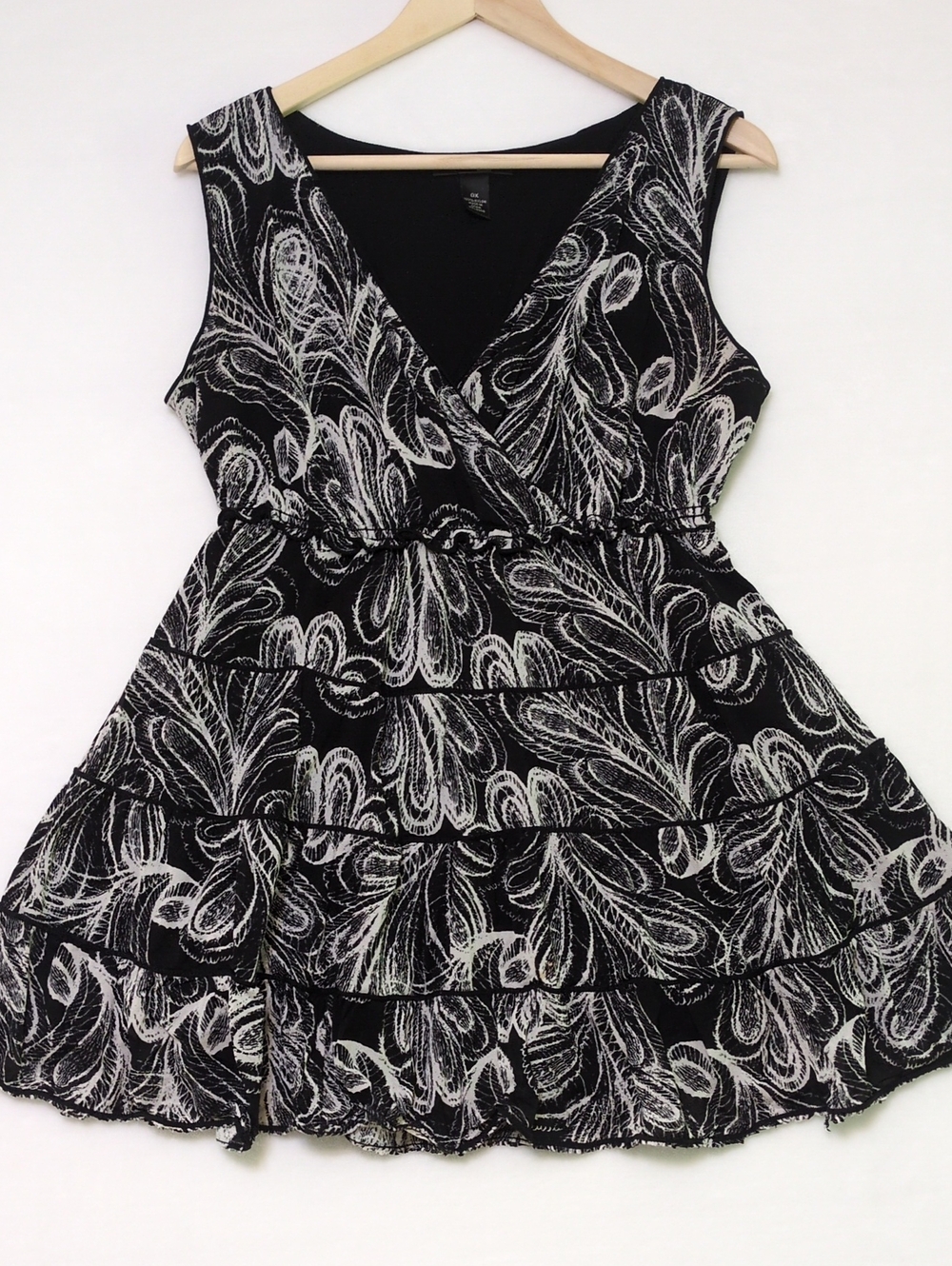 Style & Co Woman Black White Mesh Tiered Tunic Top 0X Plunge V Neck Ruffle Mini